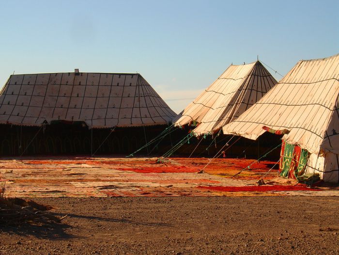 Image Le désert en campements traditionnels de charme