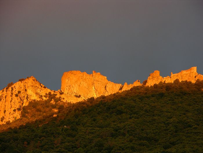 Image Randonnée châteaux cathares, de Quéribus à Quillan