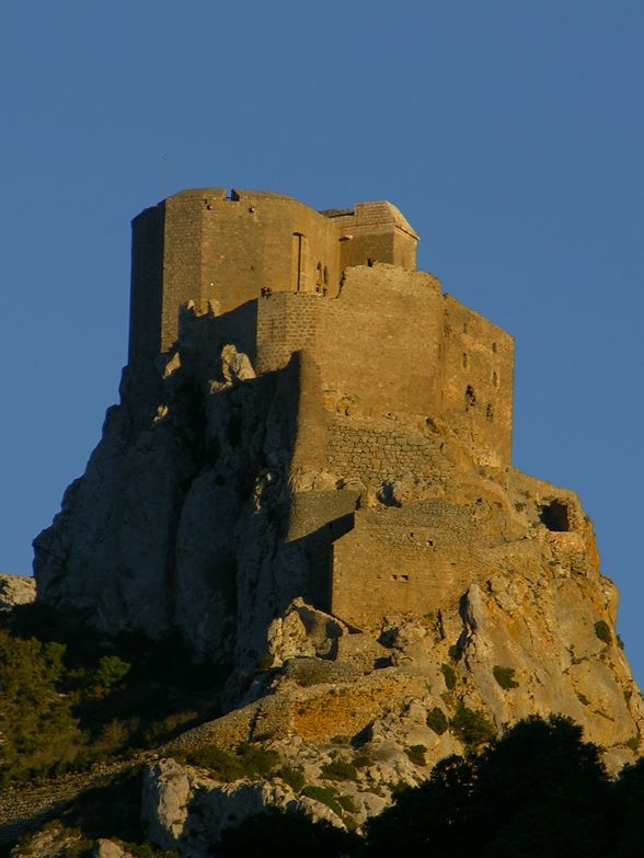 Image Randonnée châteaux cathares, de Quéribus à Quillan