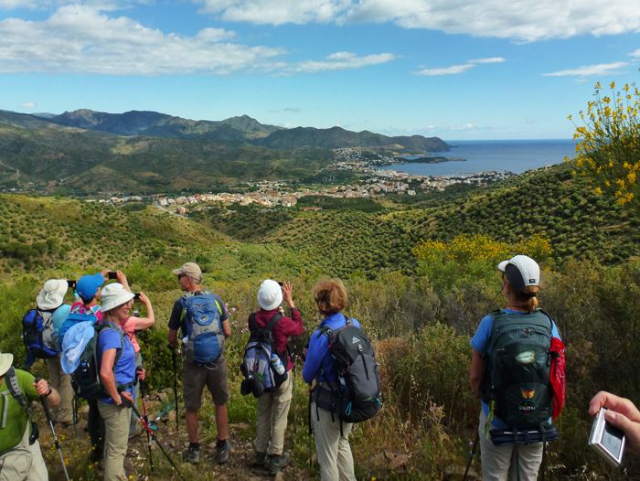 Voyage à pied : Pyrénéees : Collioure Cadaqués, joyaux de la Côte Vermeille